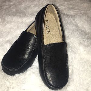 Boys slip on dress shoes [black loafers]